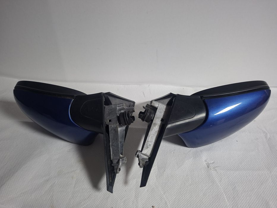Oglinda Stanga / Dreapta BMW Seria 1 E87 E81 5 Pini Albastru
