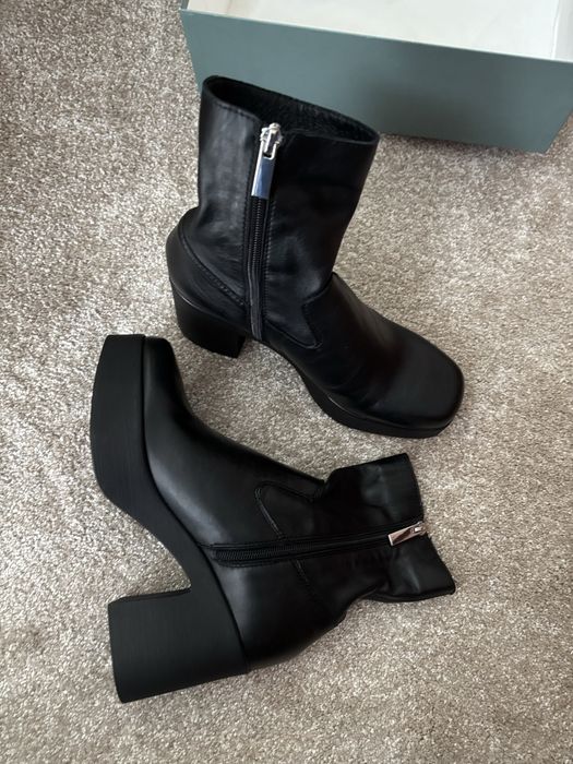 Дамски боти Minelli- ест. кожа