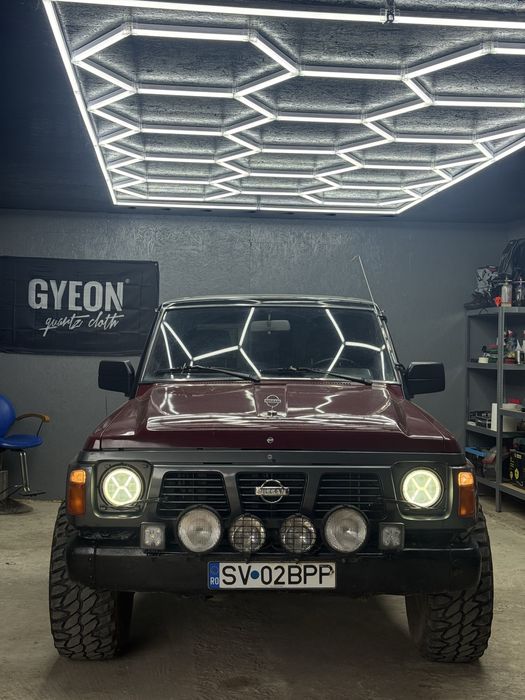 Nissan Patrol Y60