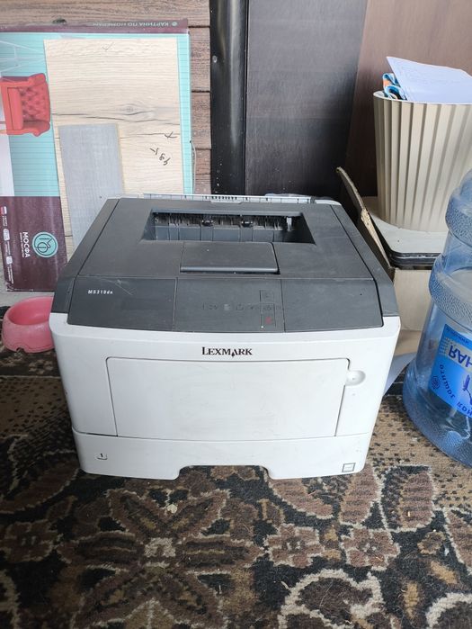 Продам принтер LEXMARK
