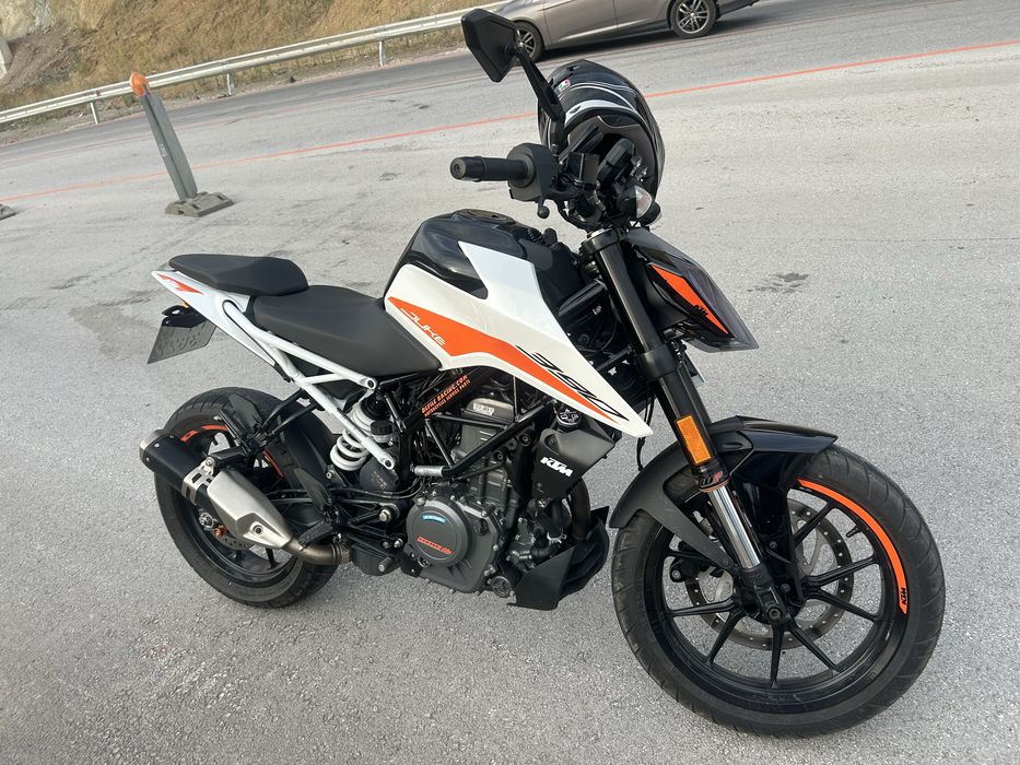 KTM DUKE 390 2022 в отлично състояние
