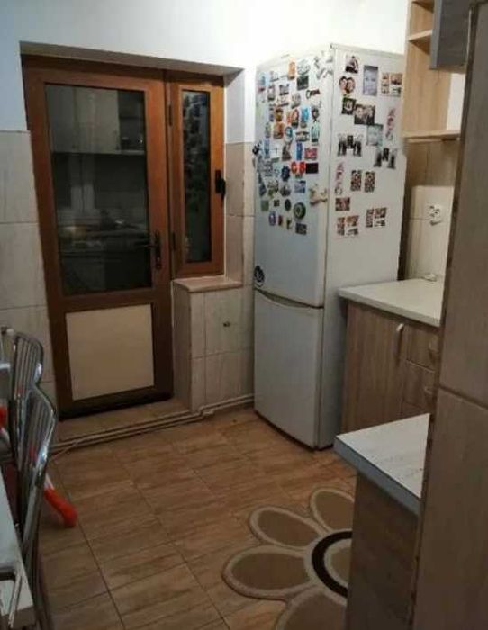 Дава се под наем Тристаен апартамент в Пловдив, Център - 82 кв.м за 397.8 € - Снимка #3