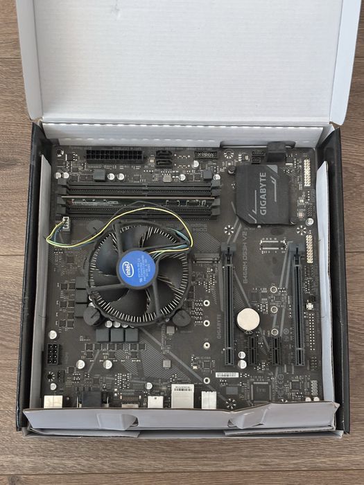 Части за Компютър Цени по Договаряне