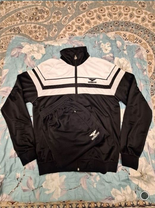 Спортивный костюм  фирмы " монтана " Лихие 90 -х