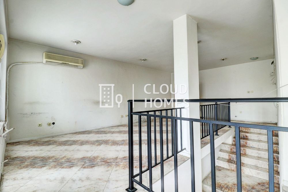 Дава се под наем Офис в София, Център - 147 кв.м за 800 € - Снимка #4