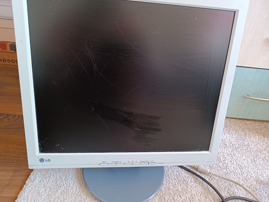 Monitor LG Flatron