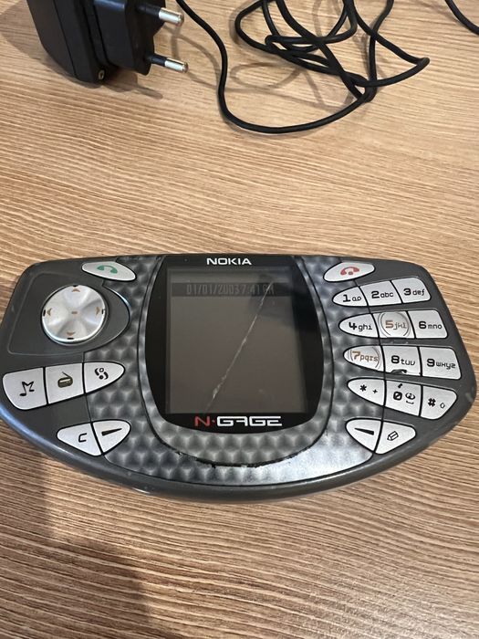 Телефон Nokia N-Gage