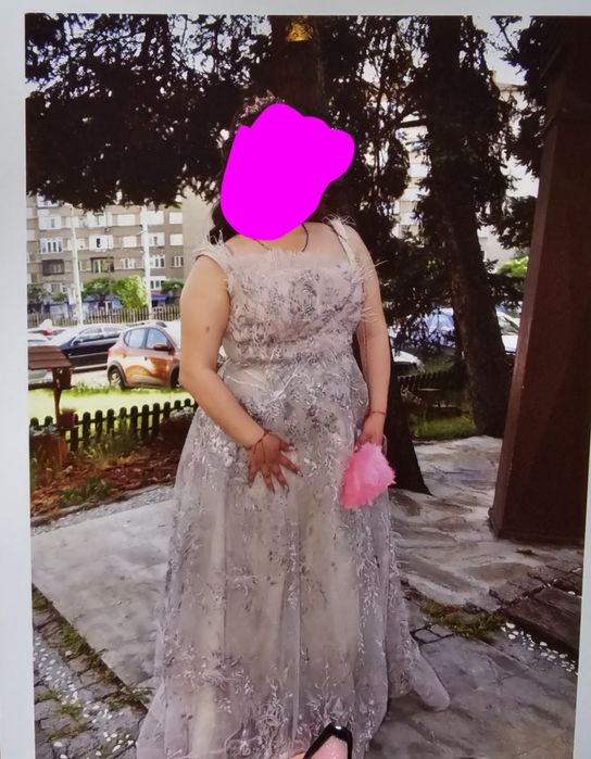 Бална  розова  рокля