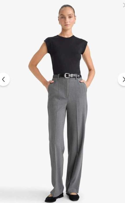 Елегантен нов дамски панталон в сиво с райе