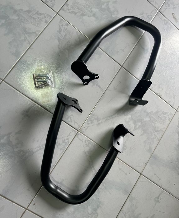 НОВ ролбар / crash bar за Indian Scout / Sixty / Bobber 2015-2023