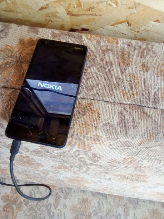 Продавам Нокия смартфон за части Варна Център