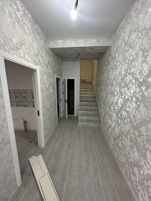 Продается 1соту 4хонали коттедж, Хонобод Сергели тумани