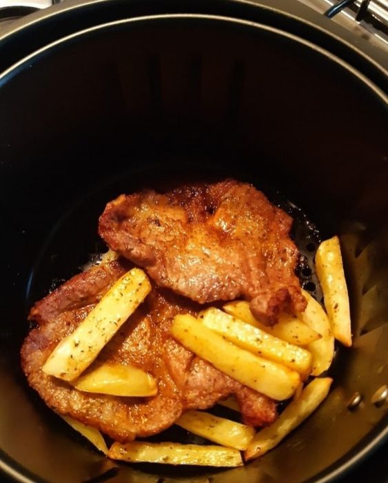 Friteuza cu aer cald