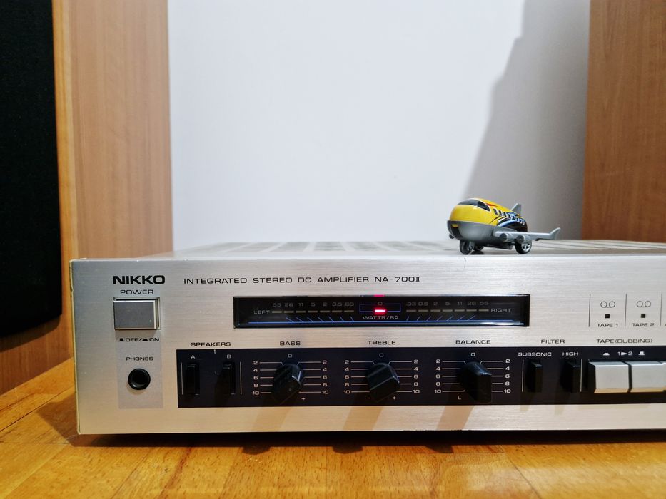 Nikko NA-700II – 2 x 57 W la 8Ω