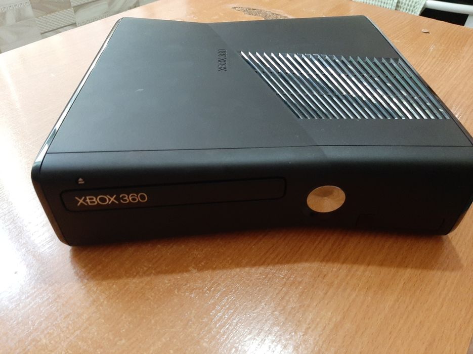 Xbox 360 slim kinect