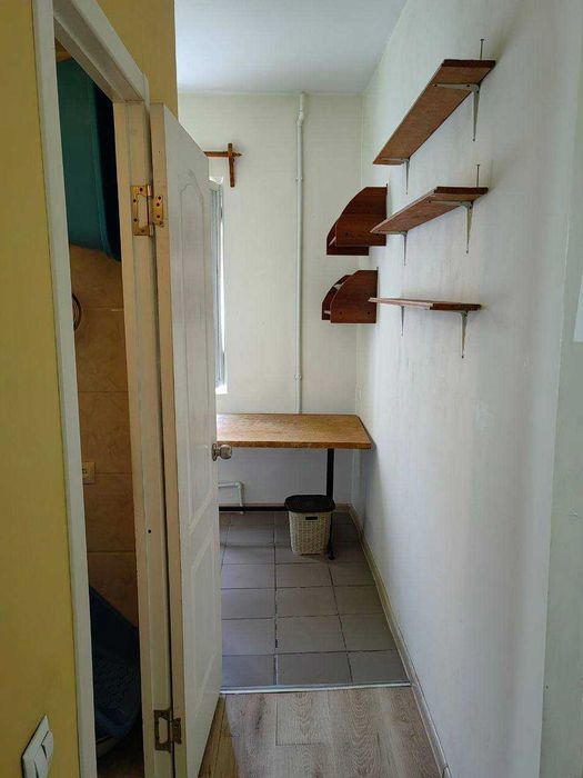 СРОЧНО !! Продаётся квартира в Яшнабаде 1/3/5 ( 40 кв/м ) Авиасозлар 2