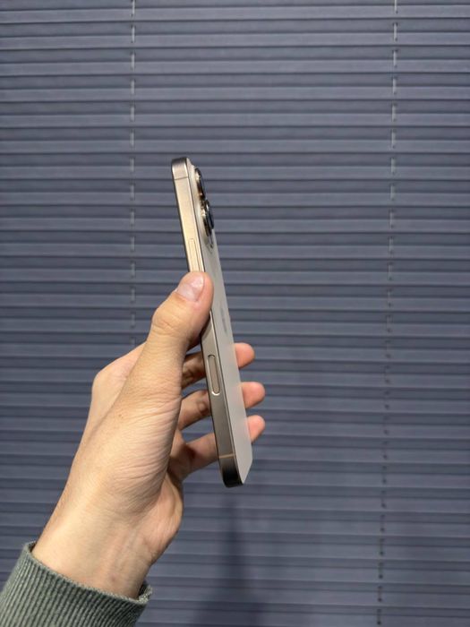 iphone 16 pro max desert