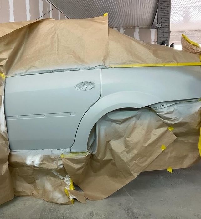 Маляр, костоправ