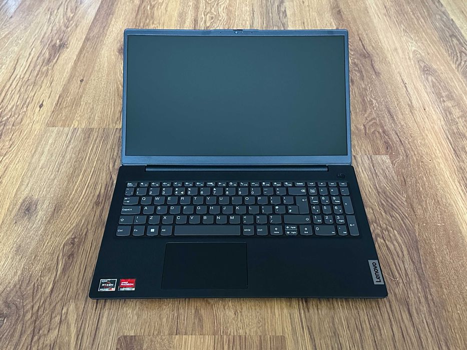 15.6' Full HD Ryzen 5 7520u Lenovo V15 G4 8GB LPDDR5/256GB NVMe/Radeon 610m/Бат 8ч