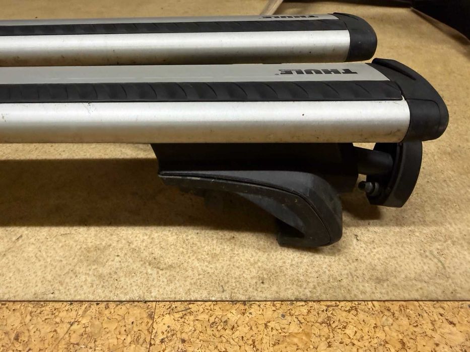 Thule WingBar 127 cm пълен комплект за Mercedes E-Class W211/S211 с рейлинг
