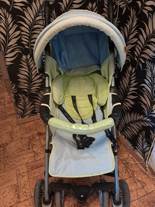 Продам коляску недорого