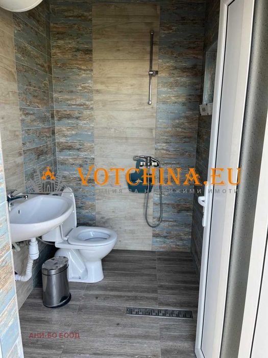 Прекрасен имот с голям двор – уникално предложение!