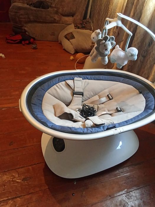 Шезлонг детский почти новый