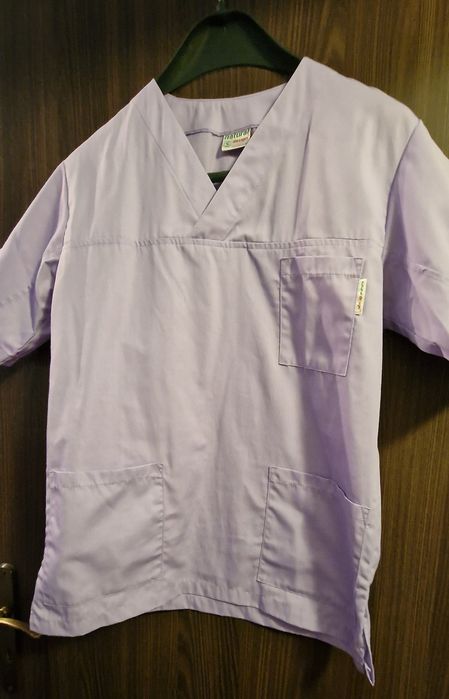 Vând costum medical Natural Design