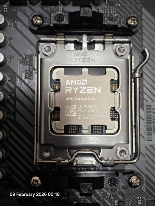 AMD Ryzen 5 7600 + ASRock B650M-HDV/M.2 + Kingston 32GB DDR5 5600Mhz