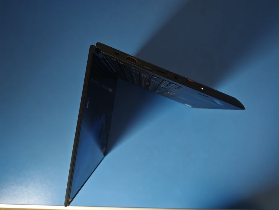 Lenovo thinkpad x380 yoga 2in1 touchscreen 256G ssd  Гаранция 6м!!!