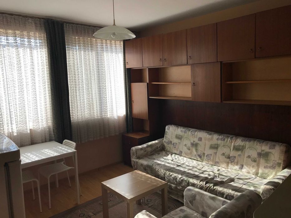 Обзаведен двустаен апартамент до Лятно кино Тракия