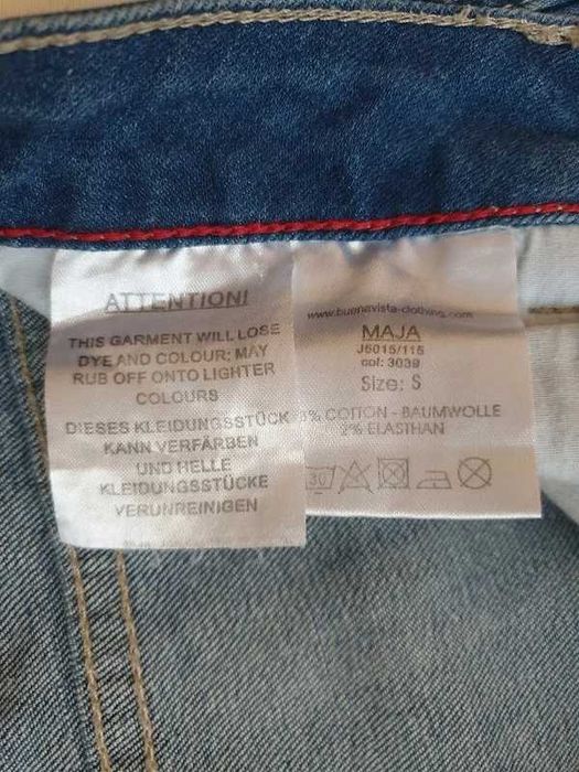 Blugi Buena Vista,marimea S dar sunt mai mari,stare f buna