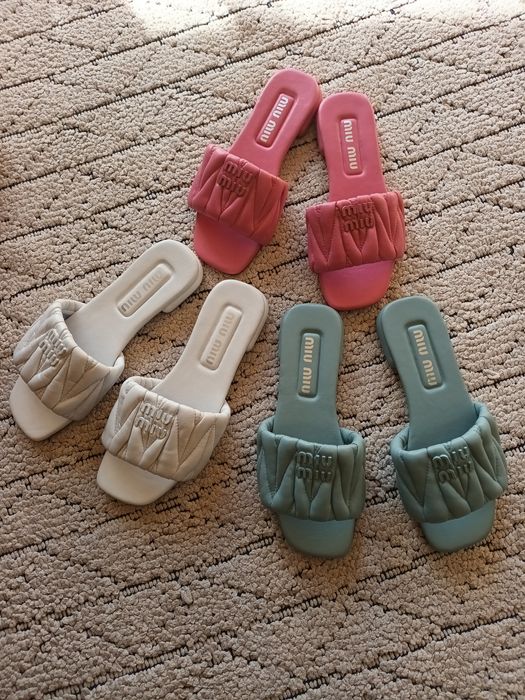 Miu Miu чехли два модела