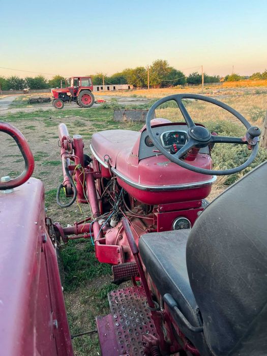 Vand Tractor in stare buna de functionare
