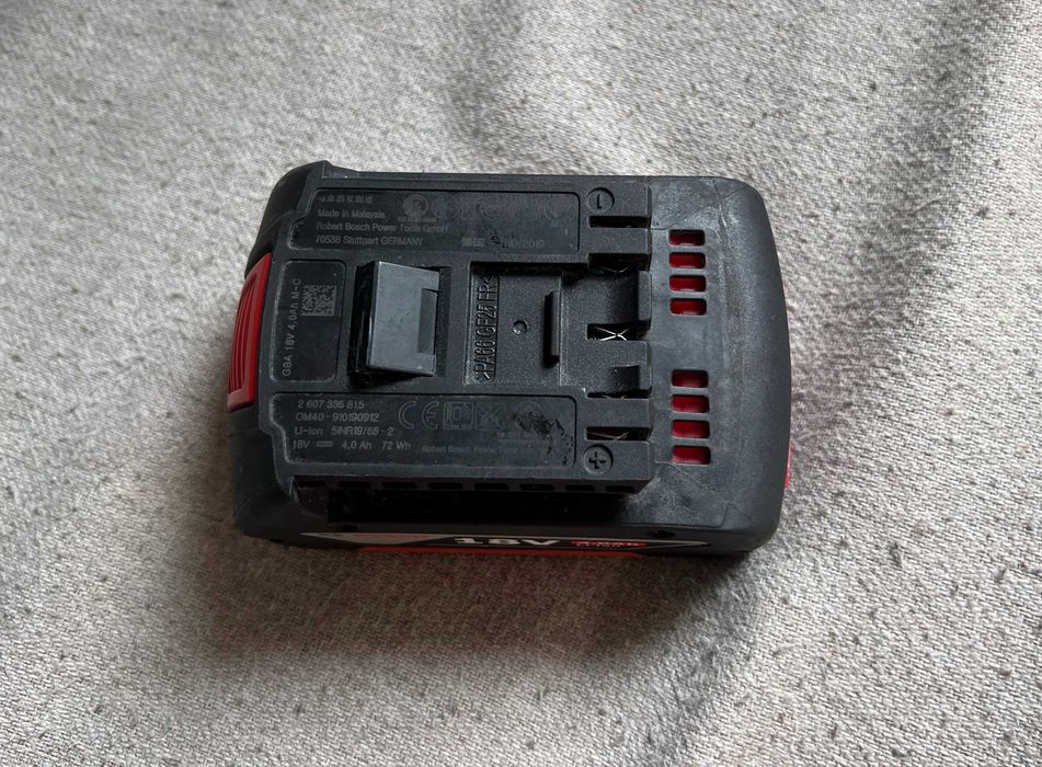 Acumulator baterie Bosch GBA 18V 4.0Ah M-C Li-Ion