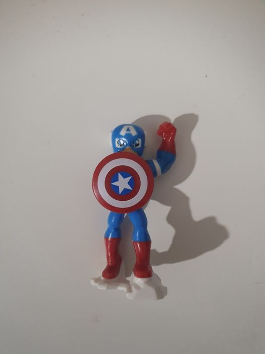 марвел киндер игрушки