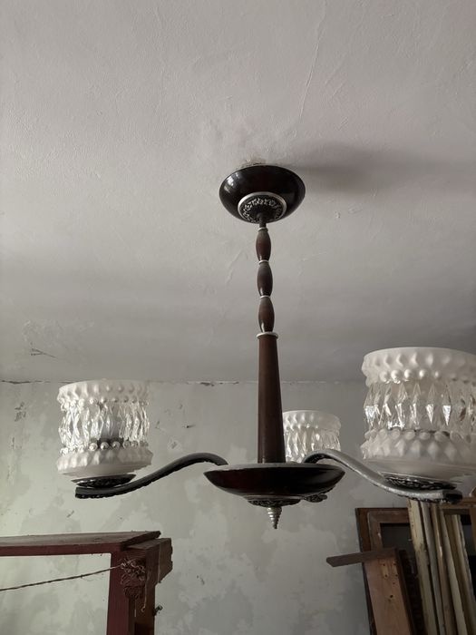 Lustre si veioze
