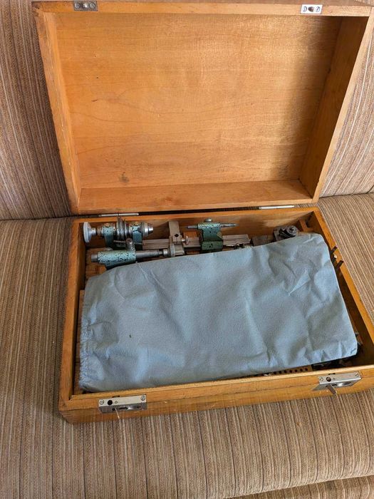 Струг за часовникари