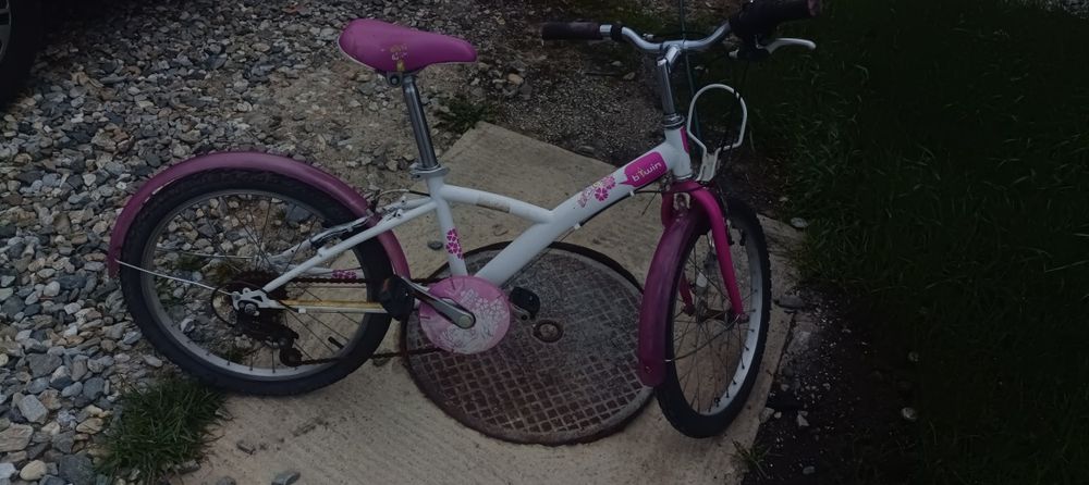 Vând bicicletă pentru copii