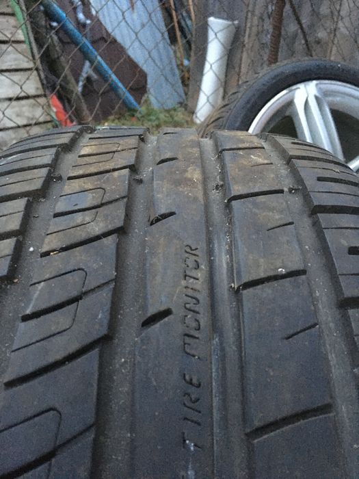 Set complet anvelope si jenti audi