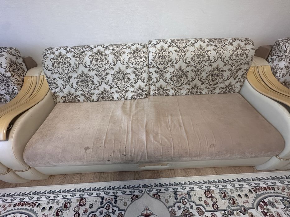 Диван и кресла отдам даром, самовывоз