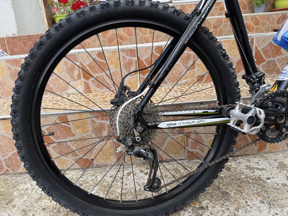 MTB Univega 26 - RockShox Recon Gold (aer) - Shimano XT - stare foarte bună