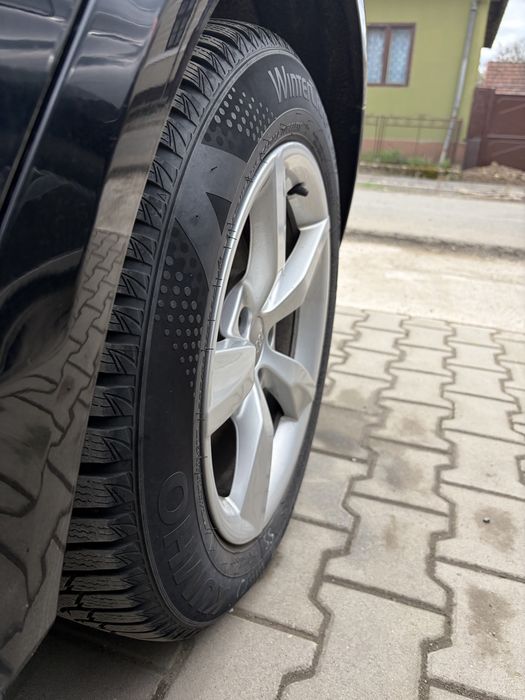 Jante concave audi b8/b9  5x112 et 37 7.5j anvelope 205 60 r16 iarna