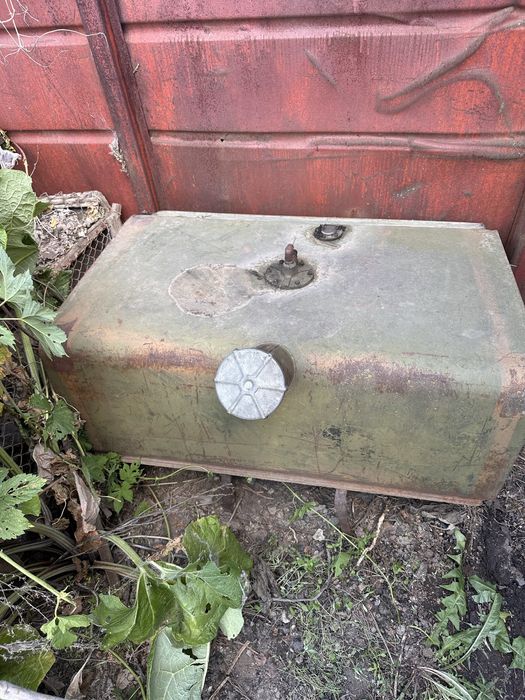 Топливный бак