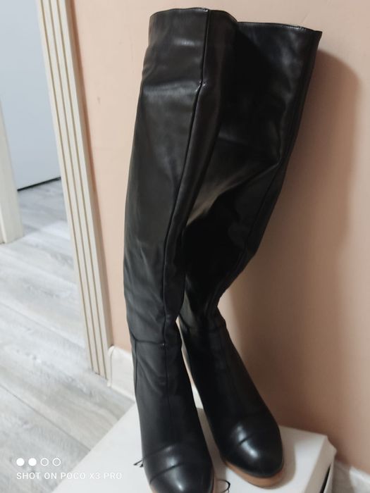 Продается  обувь