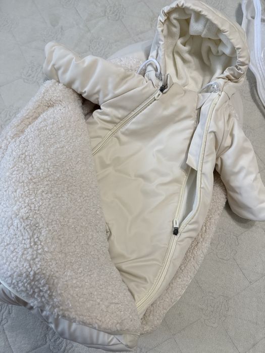 Продам зимний комбез 2 в 1.