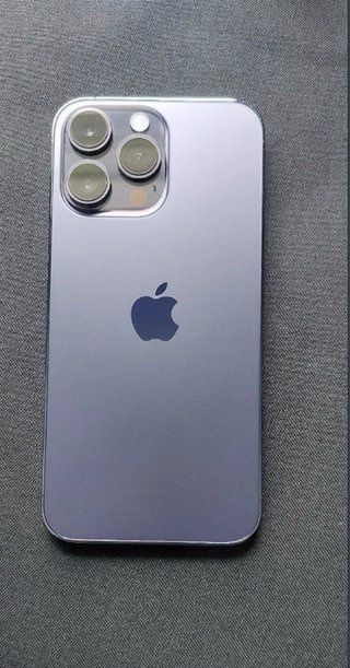 Продам айфон 14 про мах