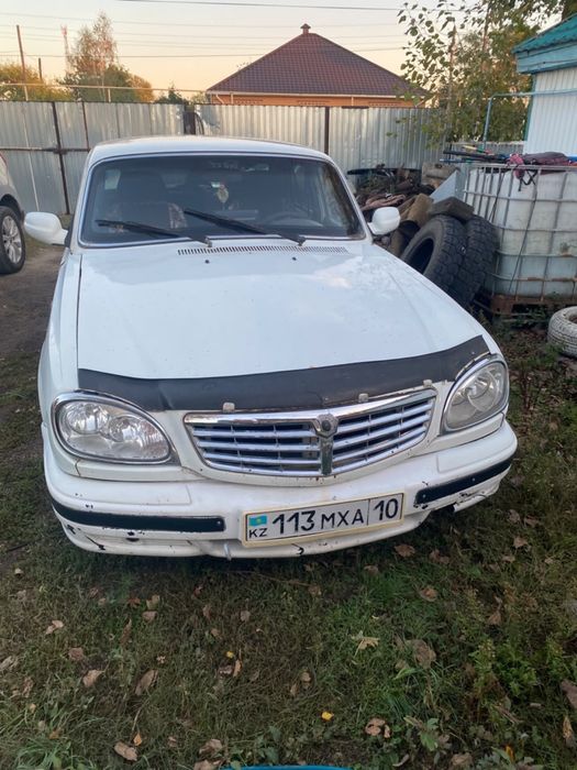 Волга 31105 газ бензин 2004года
