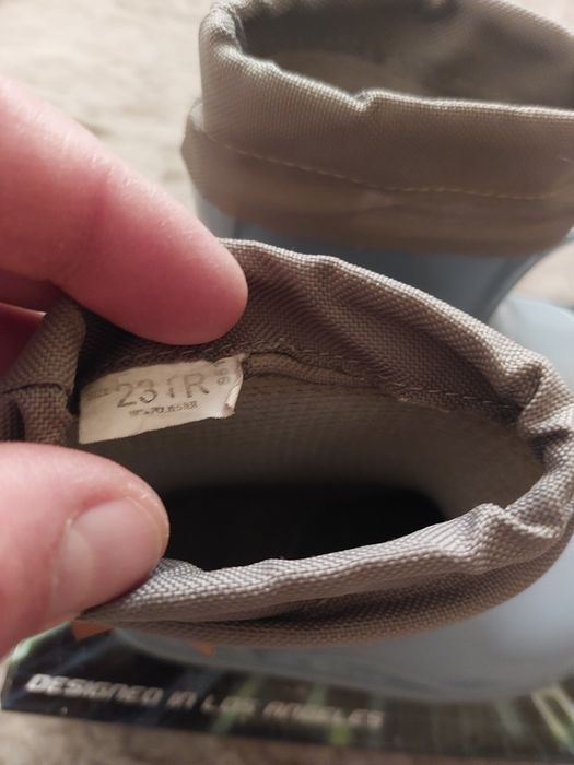 Бебешки ботуши 23 см.