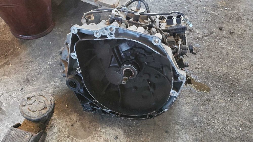 Cutie semi-automata Citroen C4 grand picasso  1.6 Hdi - cod 9663876280